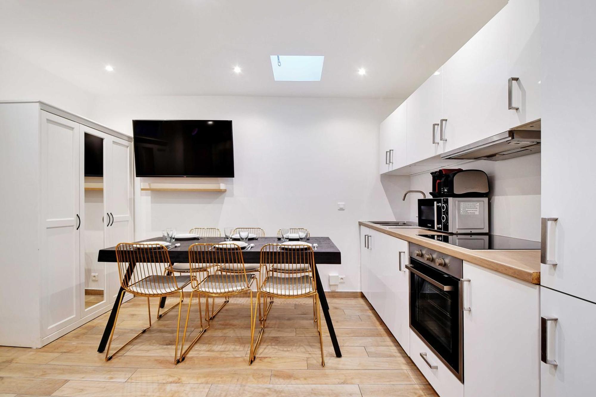 Appartement Enchanting 2 Bdr Parisian *