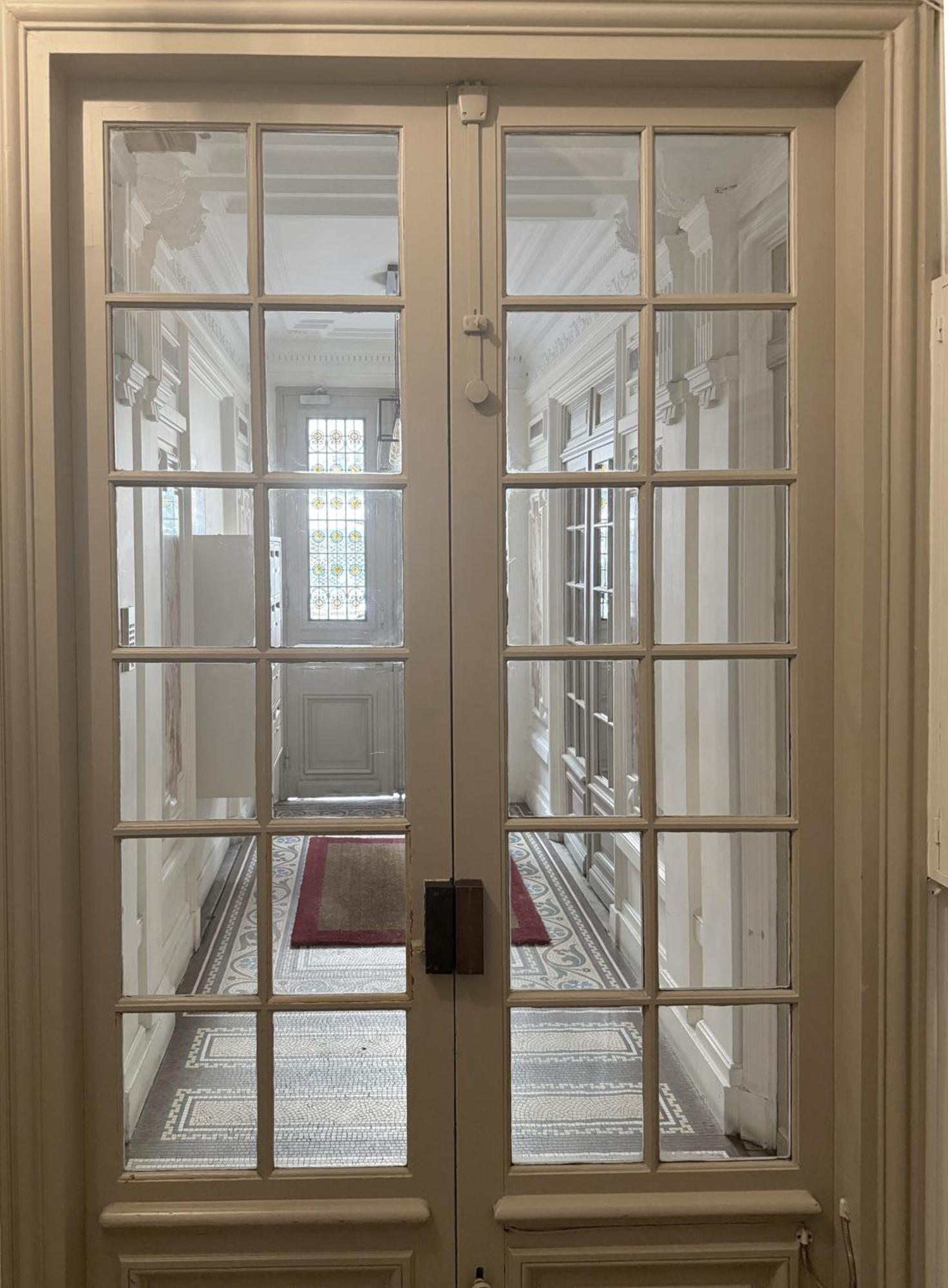 Apartment Climatise Pour 1 Ou 2 Personnes Au 109 Avenue Mozart 16 *