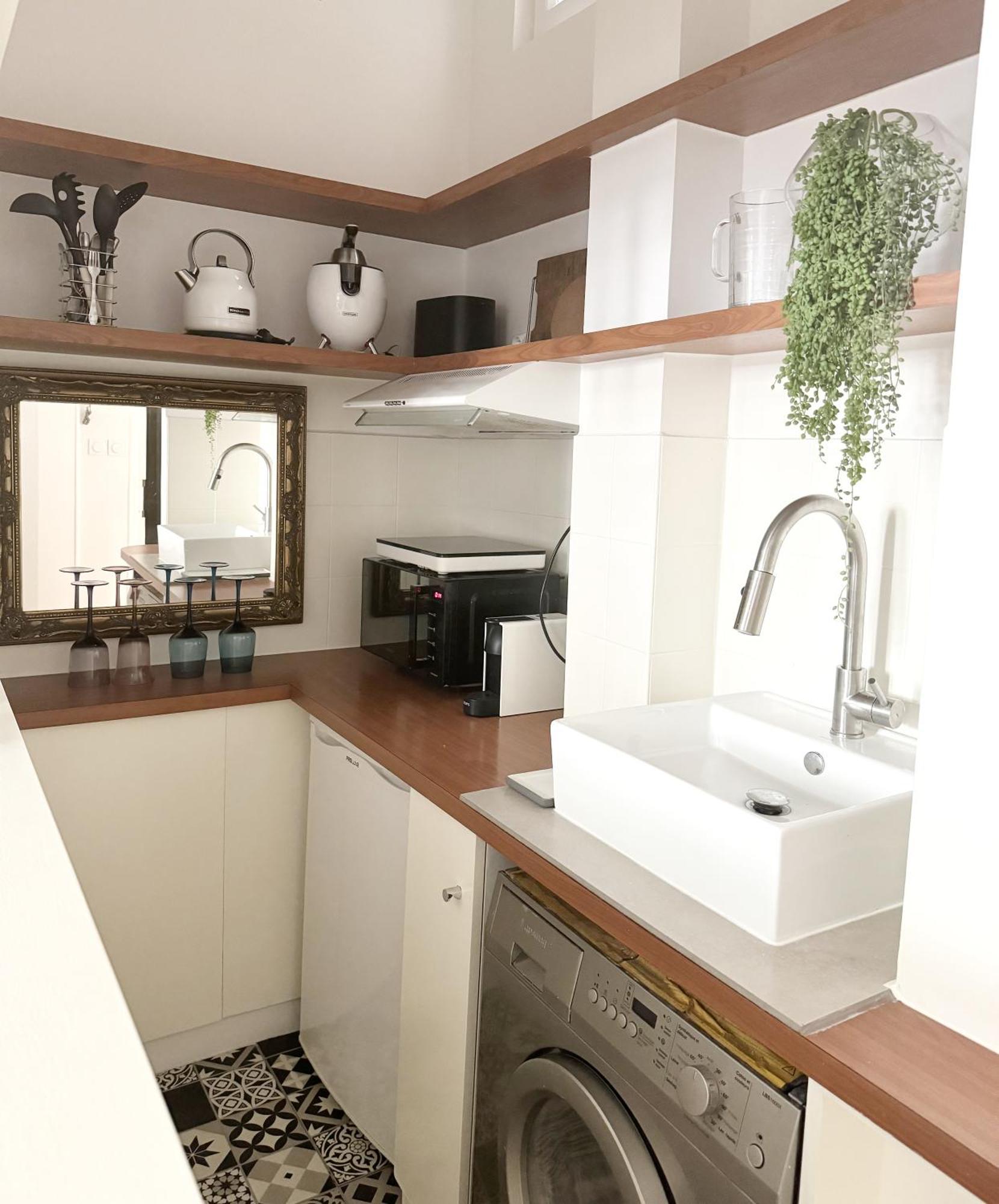Climatise Pour 1 Ou 2 Personnes Au 109 Avenue Mozart 16 * Paris