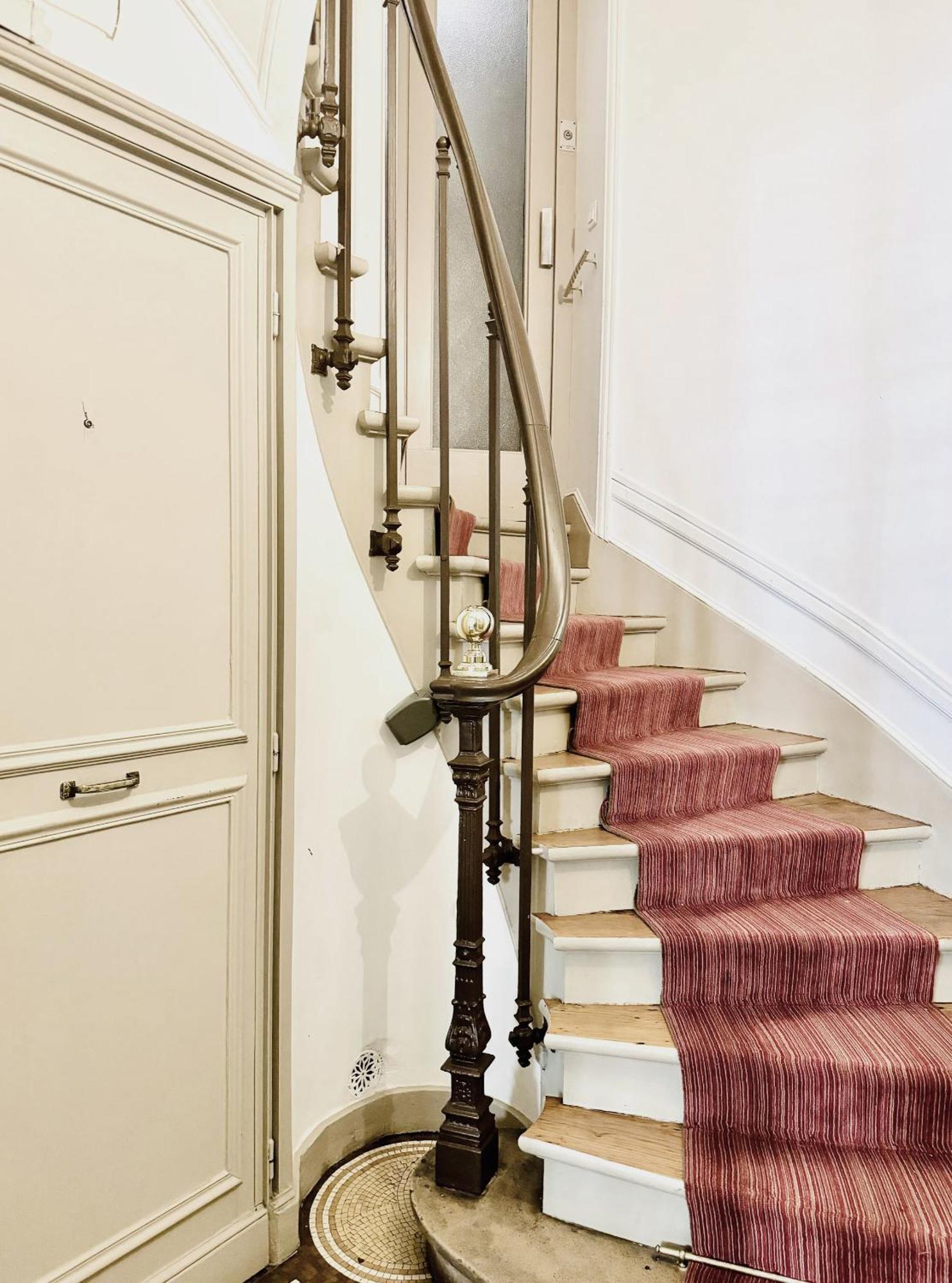Climatise Pour 1 Ou 2 Personnes Au 109 Avenue Mozart 16 Apartment *