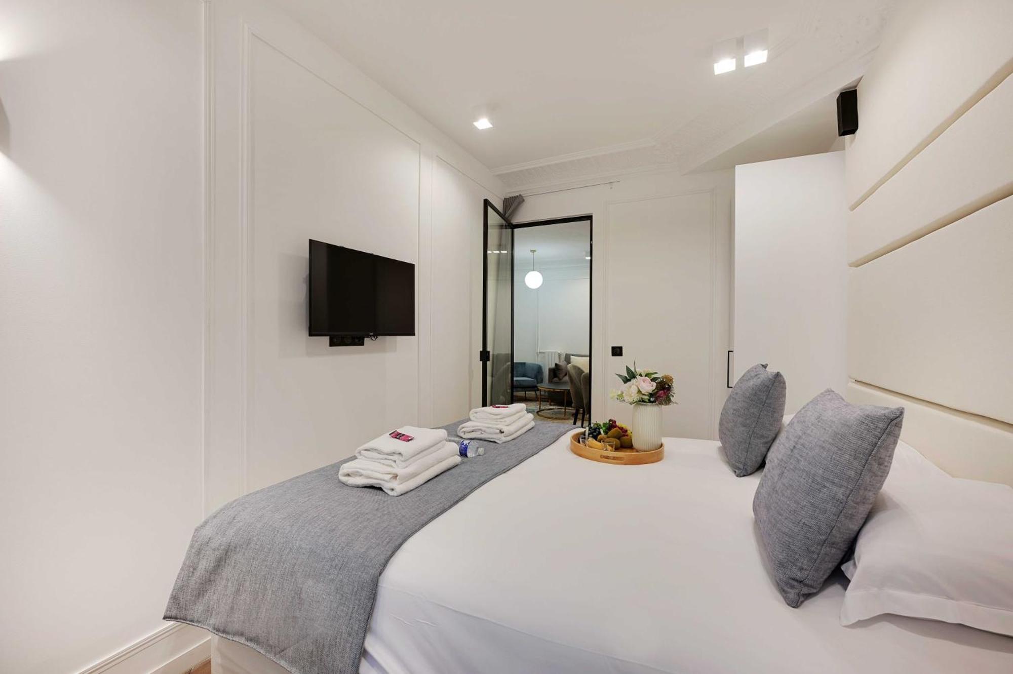 Amazing - 2br-6p - Gare Saint-lazare Apartment