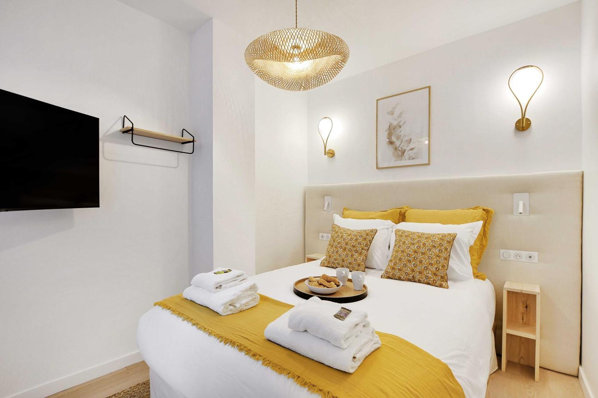 Apartment Modern - 2br-6p - In Heart Of Le Marais *