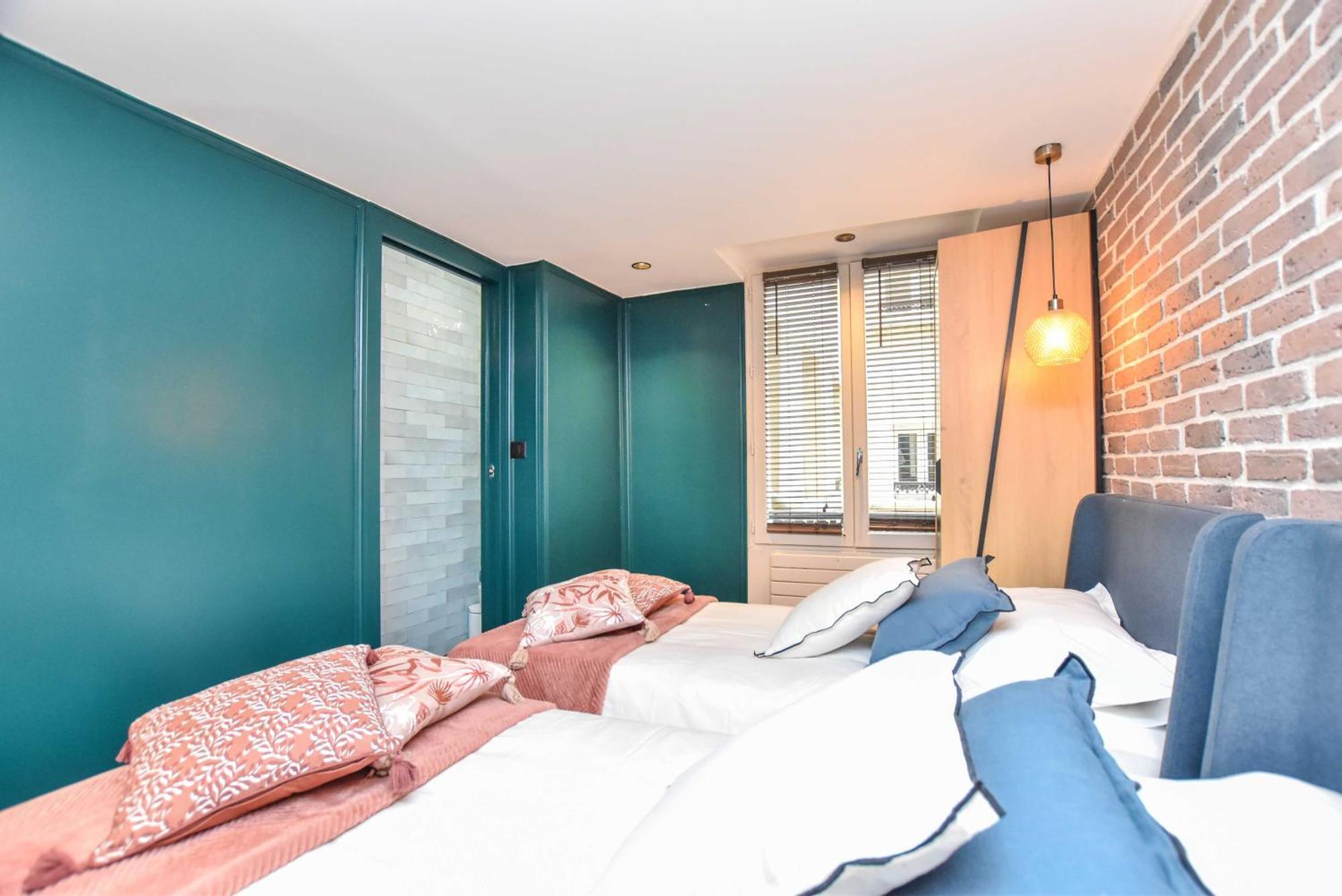 Apartment Charming 3br Montorgueil Republique Paris