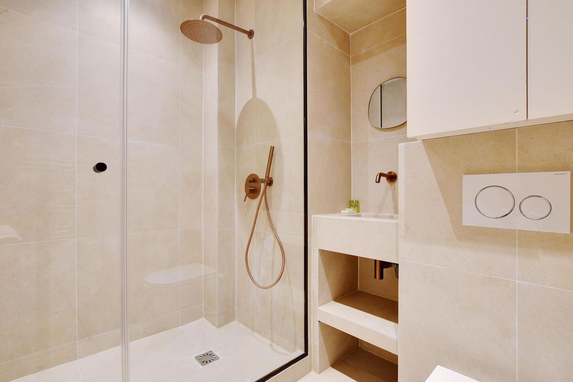 Amazing Duplex - 5br-10p - Montorgueil *