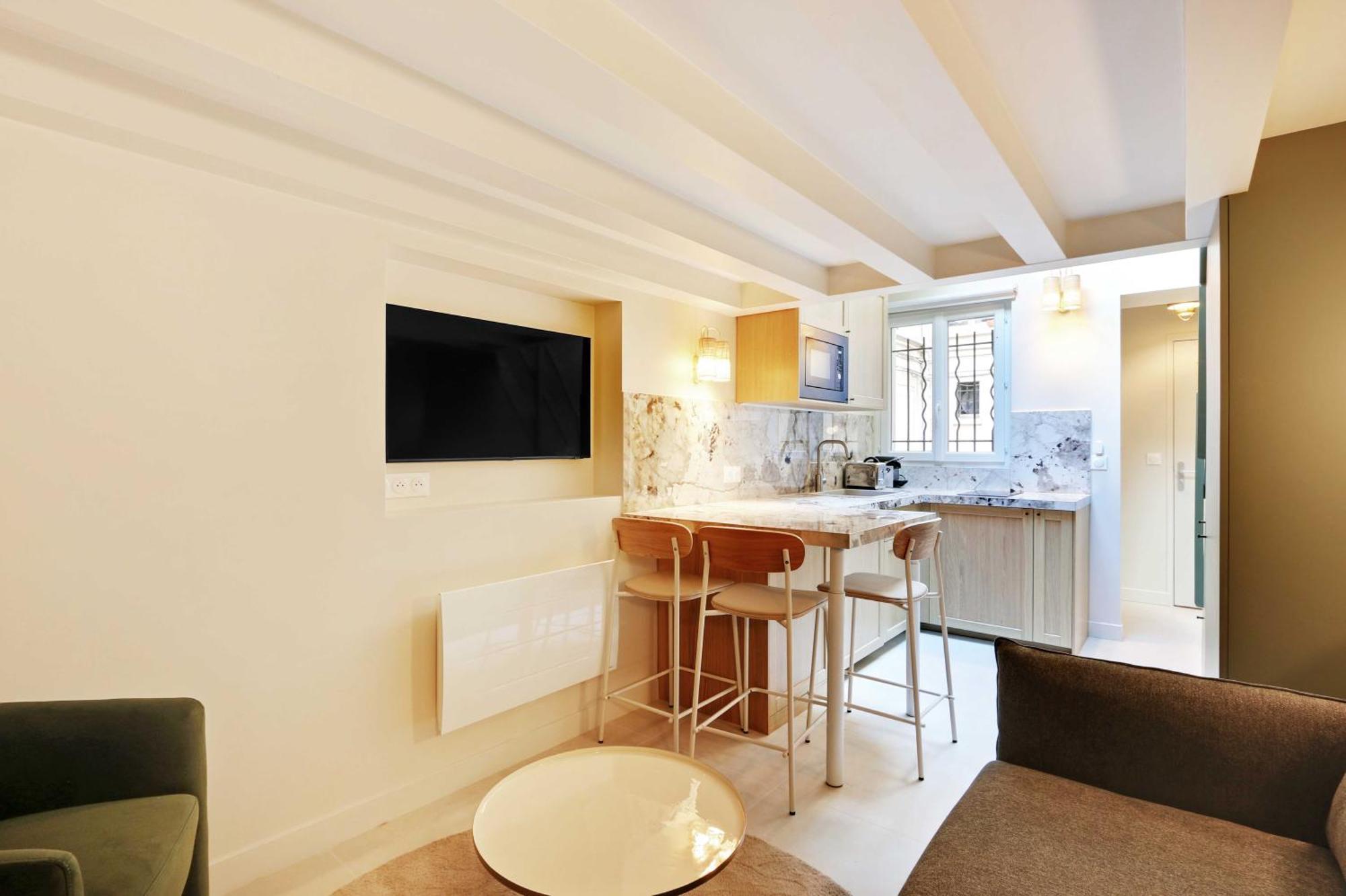 Chic And Cosy Apartment-canal Saint Martin *