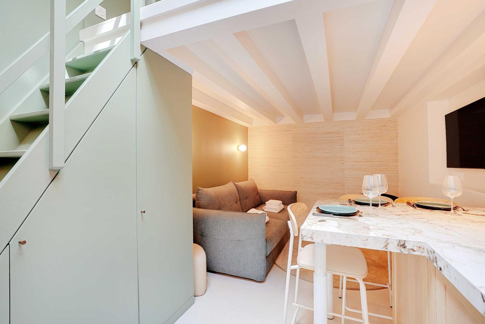 Chic And Cosy Apartment-canal Saint Martin