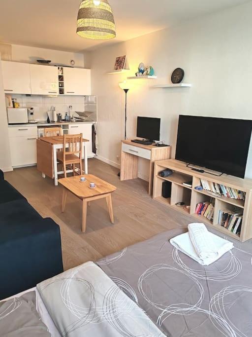 Apartment Equipe - Calme - Est