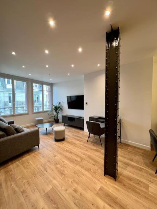 Spacious Newly Renovated Loft With Ac *
