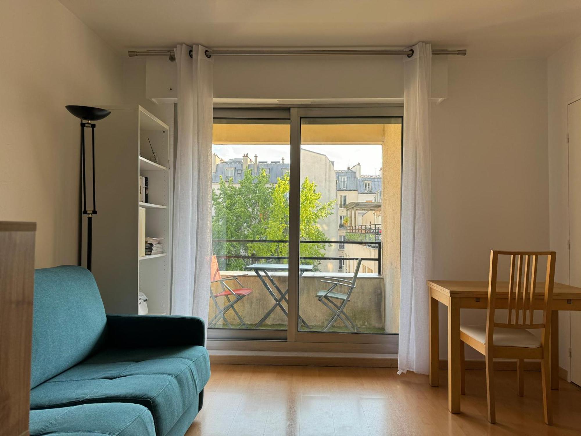 Avec Terrasse Au Coeur De - 11eme *