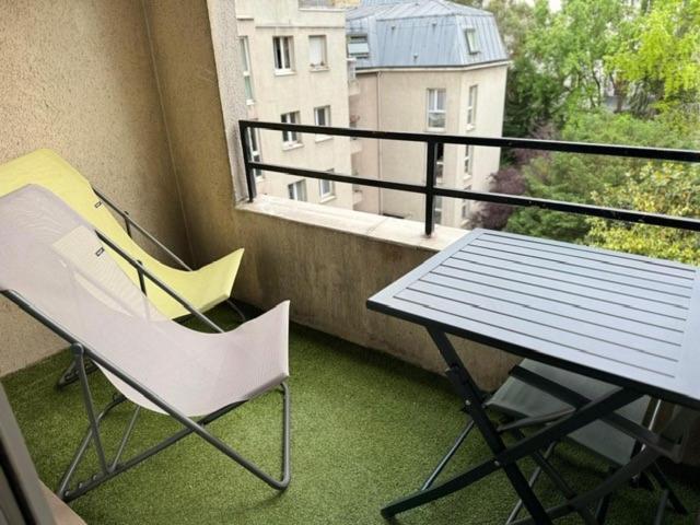 Apartment Avec Terrasse Au Coeur De - 11eme