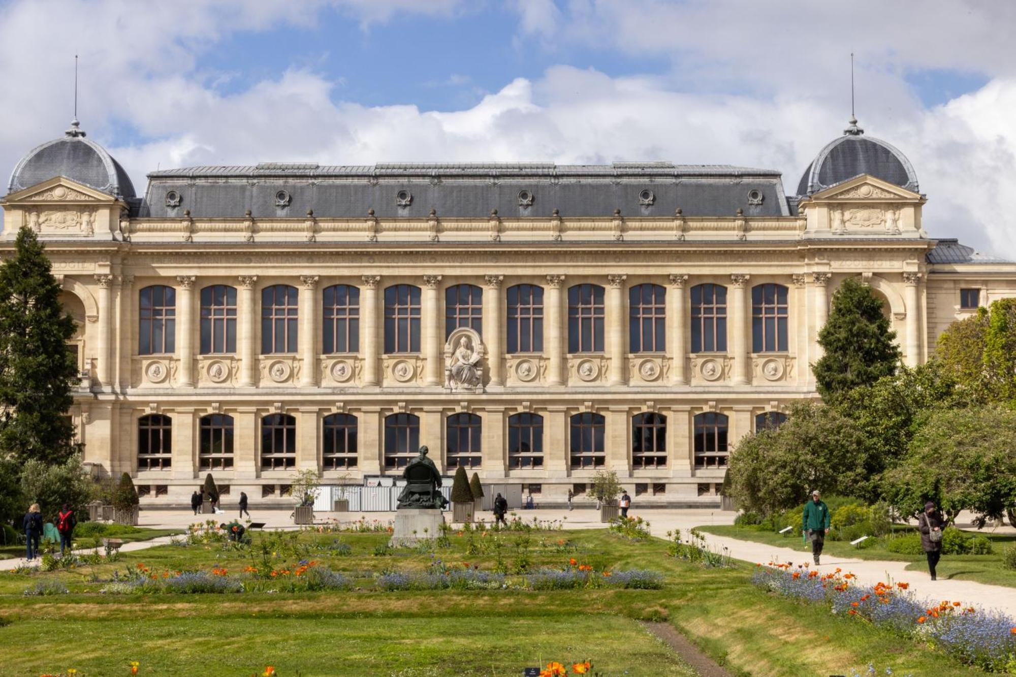 Saint Marcel Hotel Paris