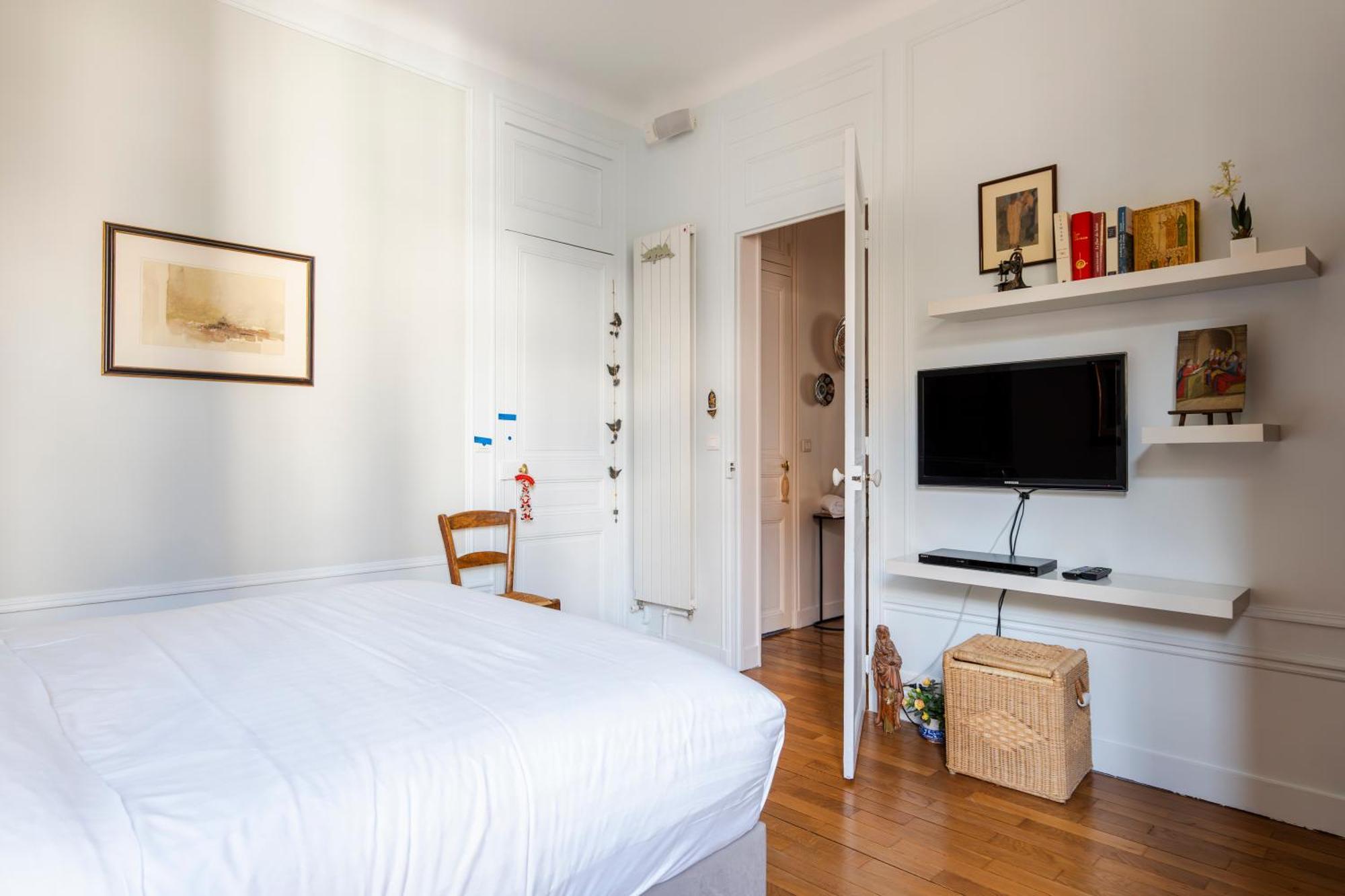 Veeve - Avenue To The Eiffel Tower Apartment Paris