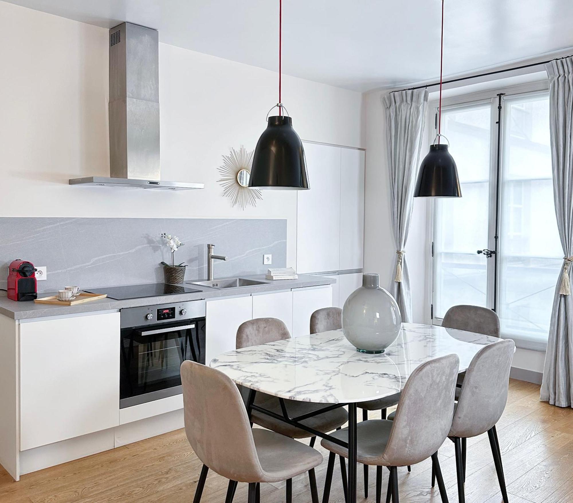Luxembourg Garden Family Flat Delight Apartment *