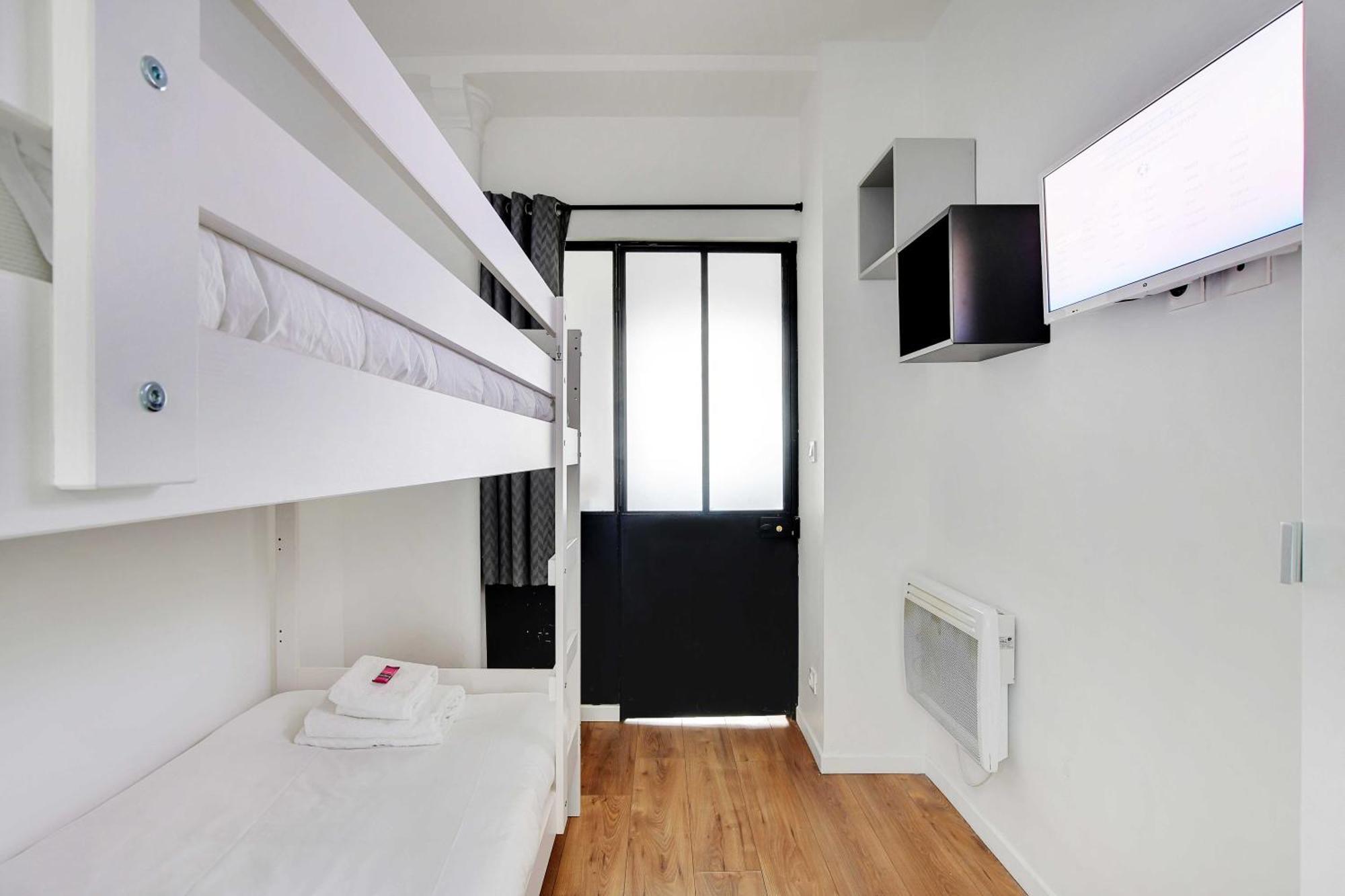 Cozy To Montparnasse Paris