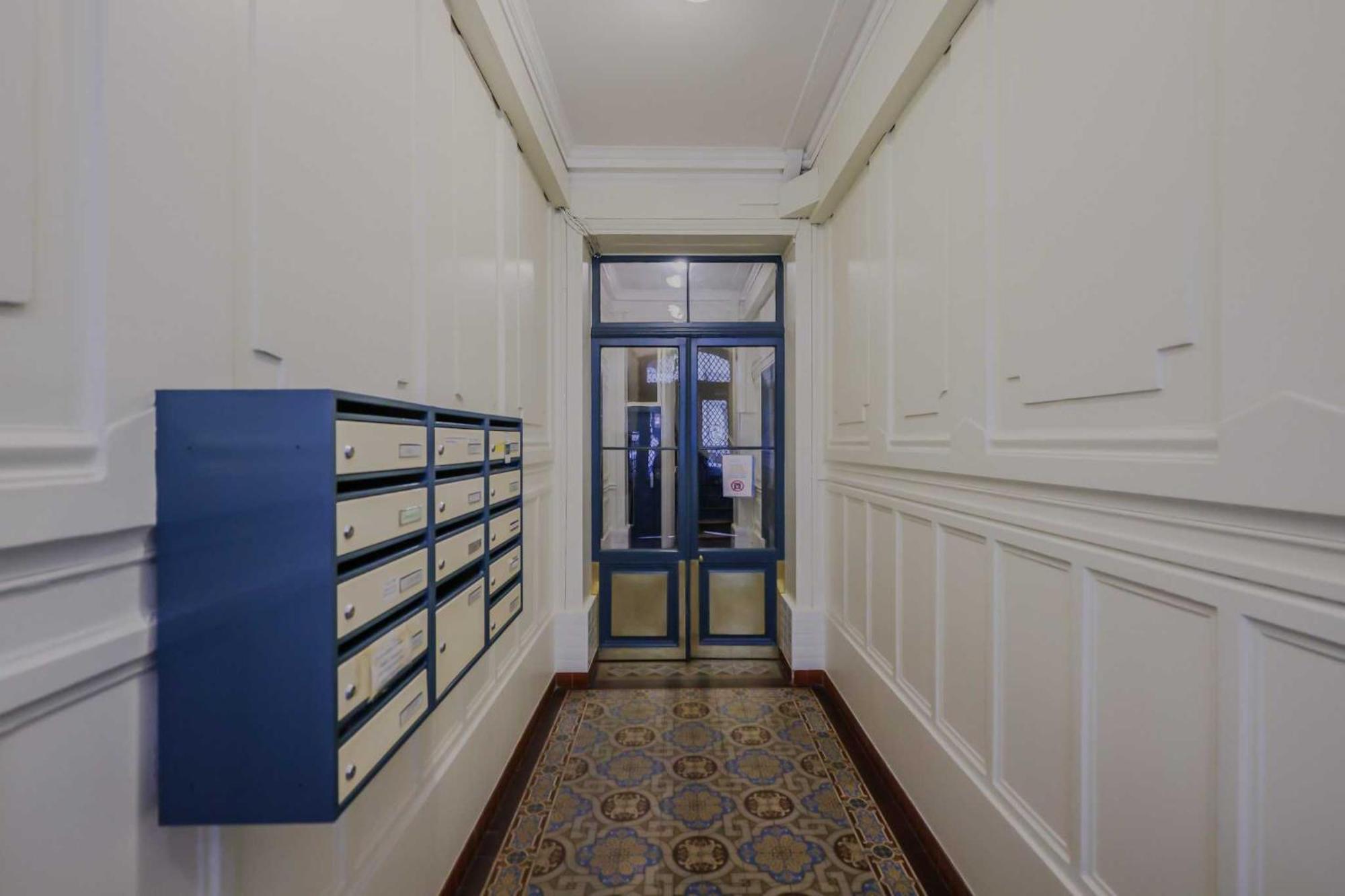 Apartment Ideally Located In The Heart Of