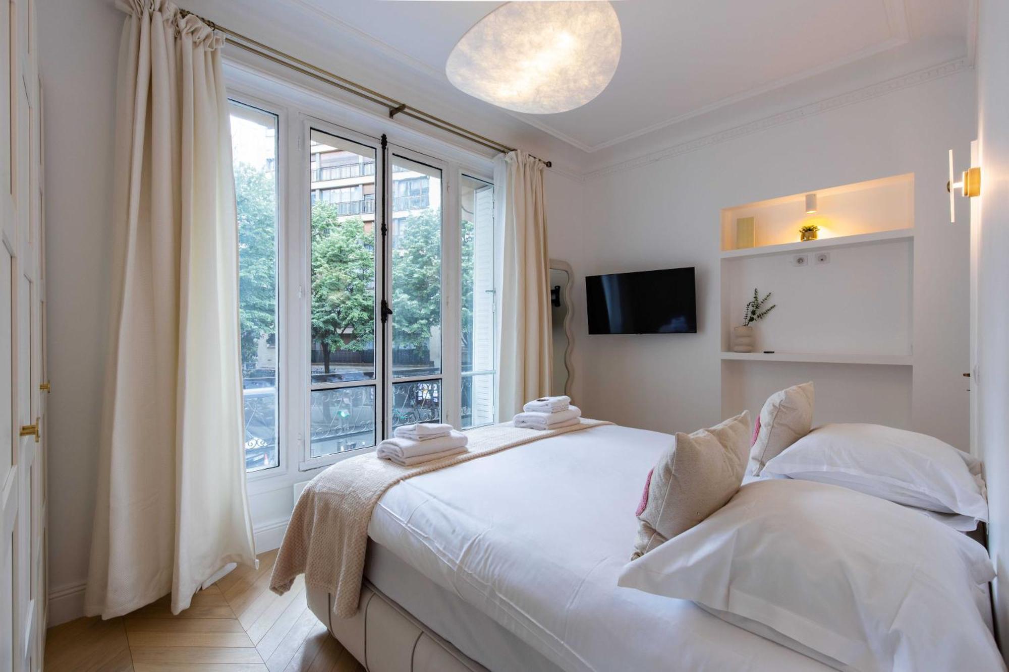 Apartment Charming Flat - 2bd-6p - Eiffel Tower Paris