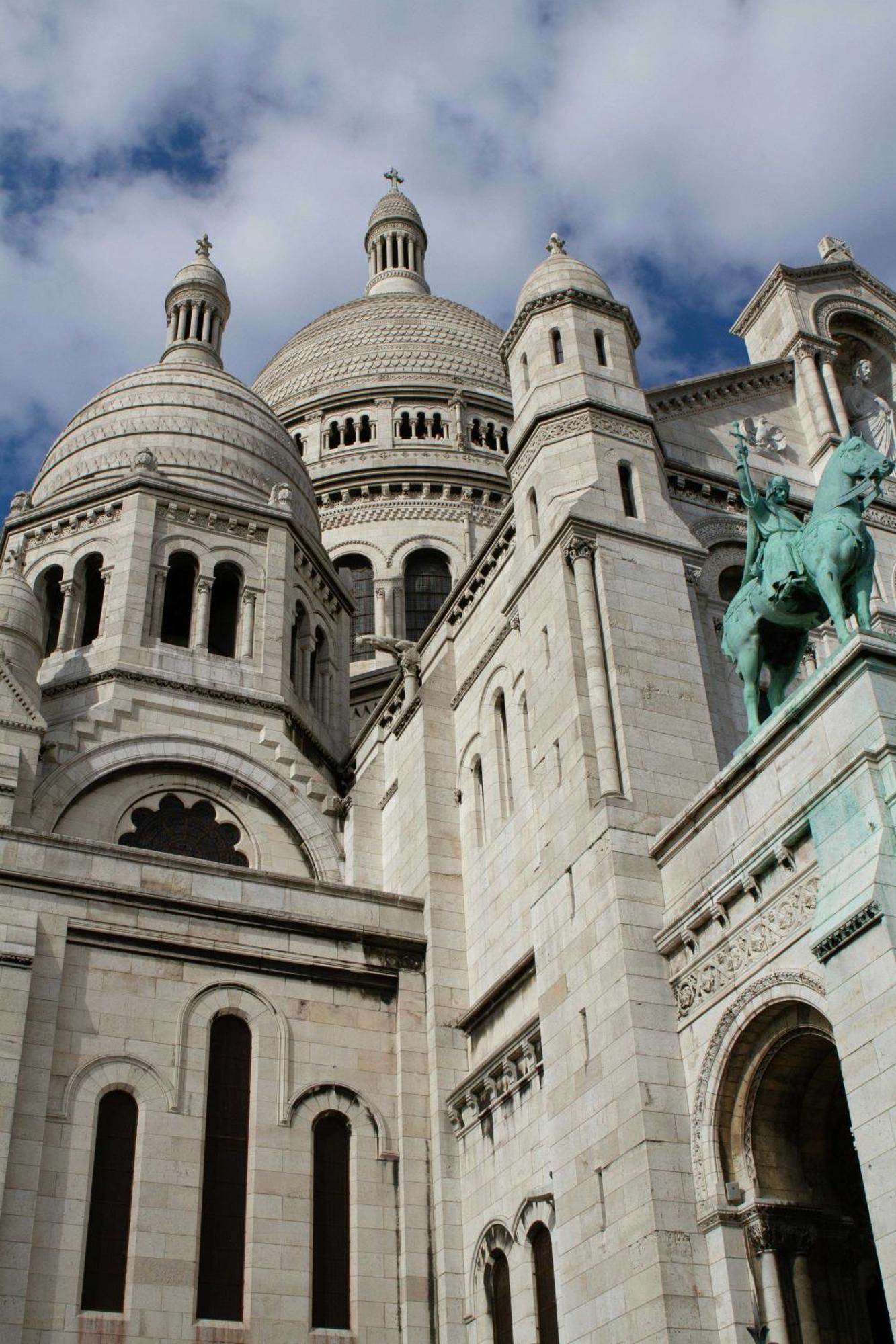 Bright And Cosy Sacre Coeur Paris