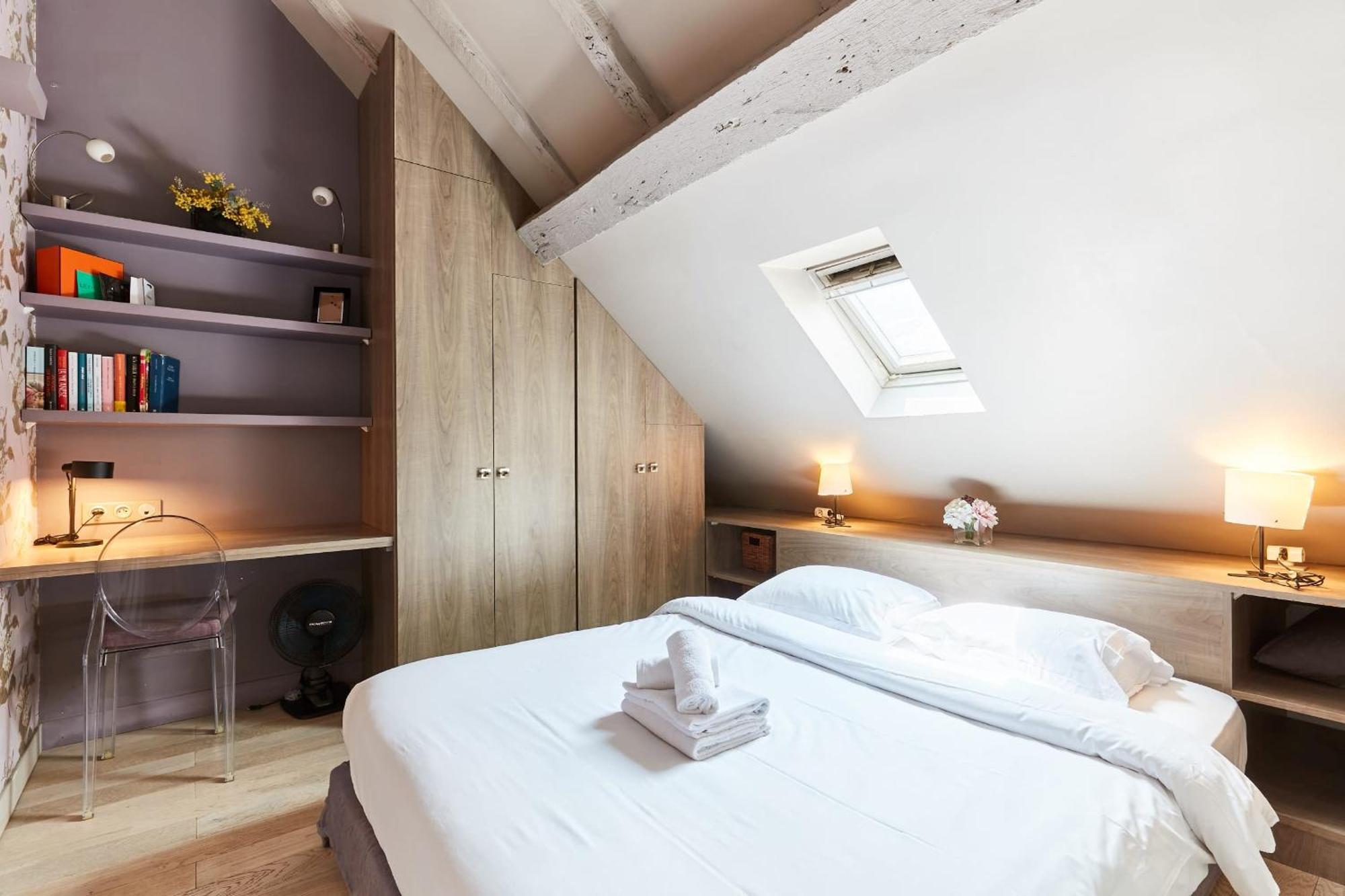 Place Des Vosges - 1br With Balcony - Cityapartmentstay Apartamento