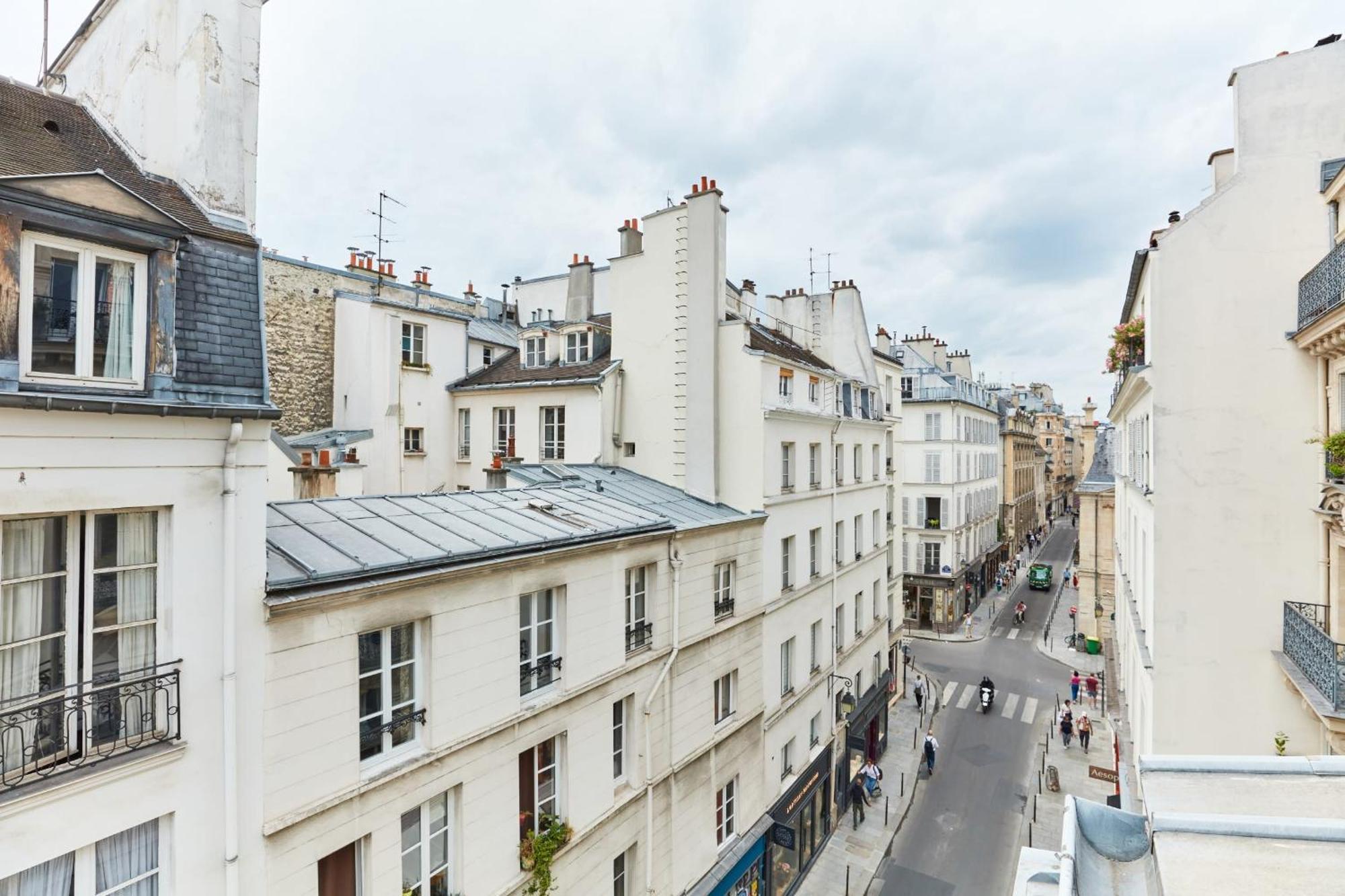 Apartamento Place Des Vosges - 1br With Balcony - Cityapartmentstay Paris
