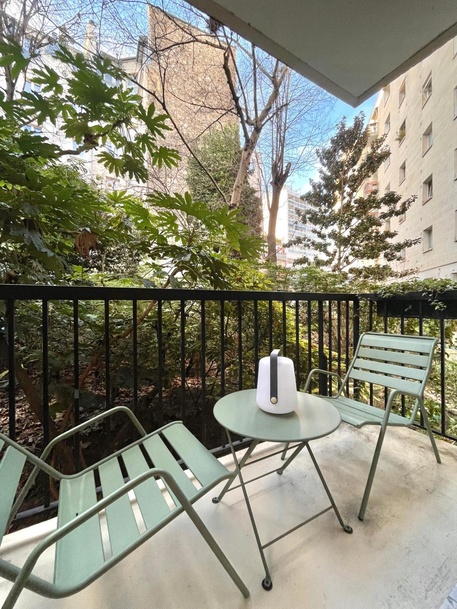 Superbe Cote Jardin Apartment