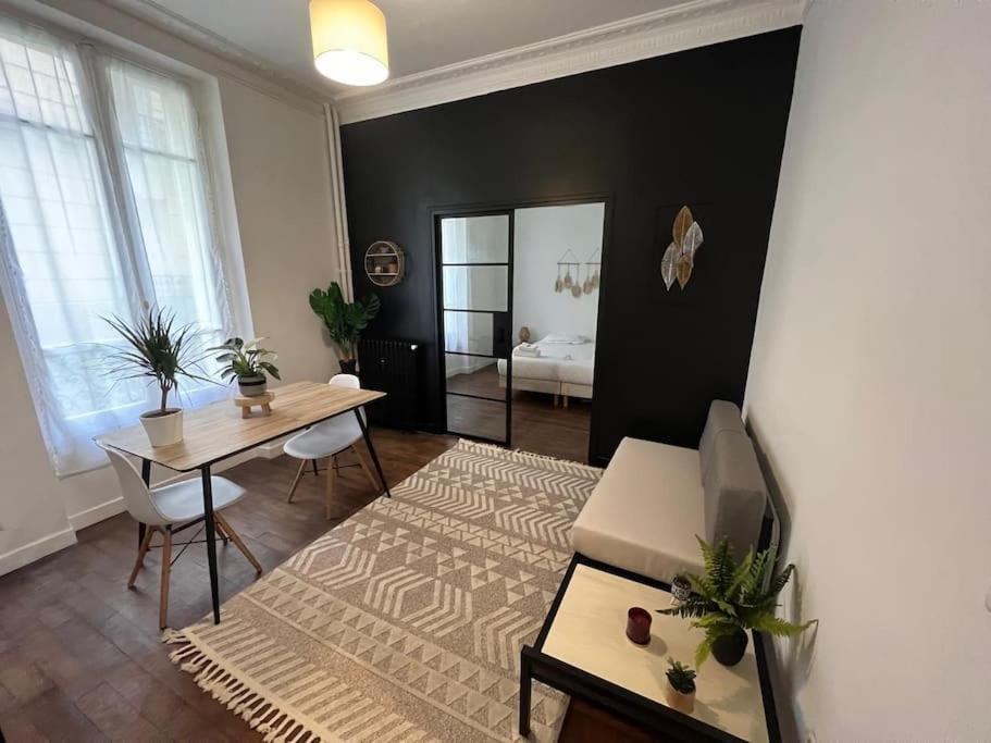 Magnifique 18 Apartment Paris