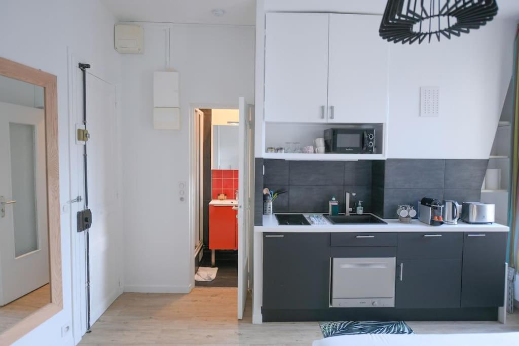 Apartment Shelter Oberkampf