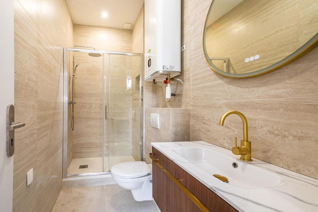 Apartment Lumineux Neuf Arc De Triomphe *