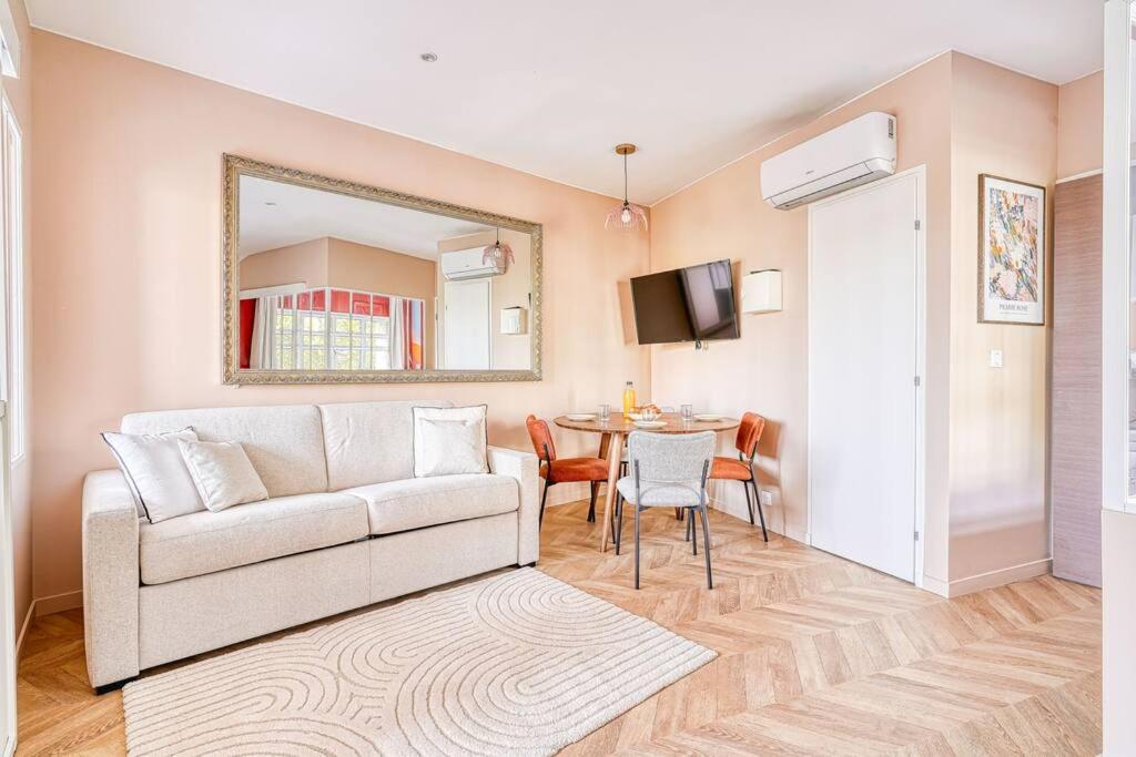 Apartment Proche Parc Monceau Pereire -iii