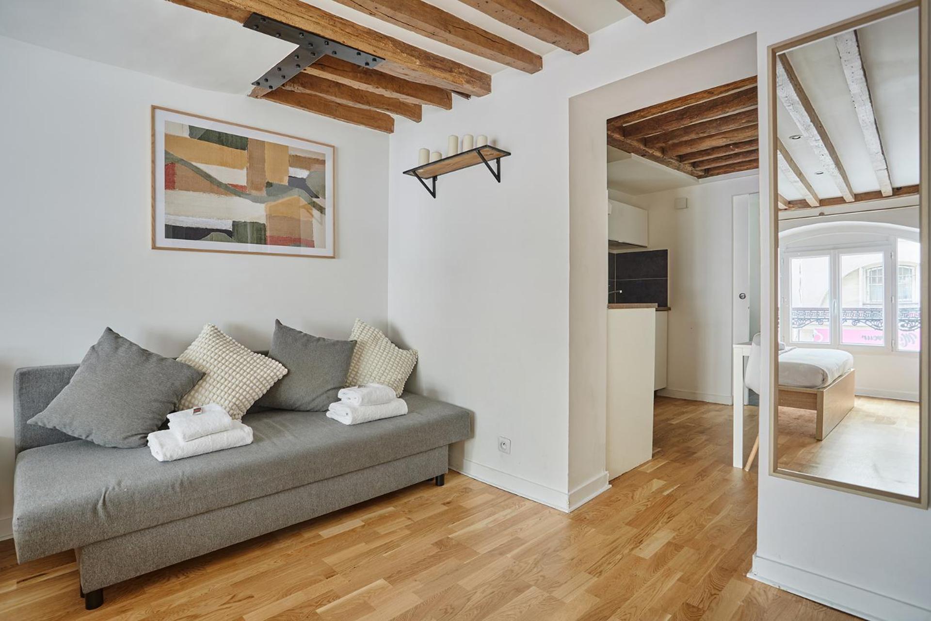 Charming Center Of By Prestige Paris