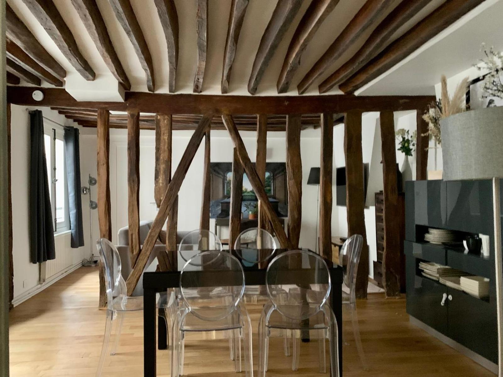 Charme De L'ancien, Refait A Neuf Apartment