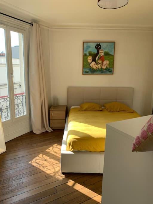 Haussmanien Au Coeur Du Village Montmartre ! *