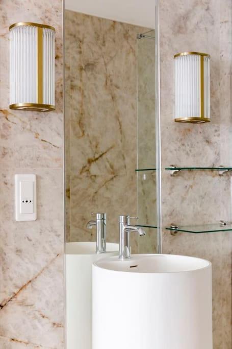 Luxury 5 Bedroom & 5 Bathroom - Eiffel Tower Paris