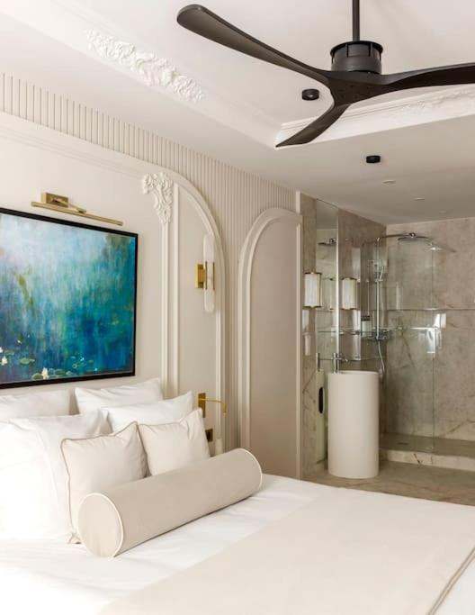 Luxury 5 Bedroom & 5 Bathroom - Eiffel Tower * Paris