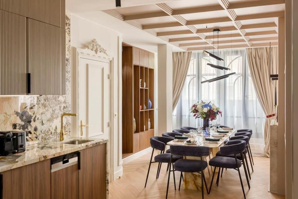 Apartment Luxury 5 Bedroom & 5 Bathroom - Eiffel Tower Paris
