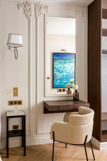 Apartment Luxury 5 Bedroom & 5 Bathroom - Eiffel Tower