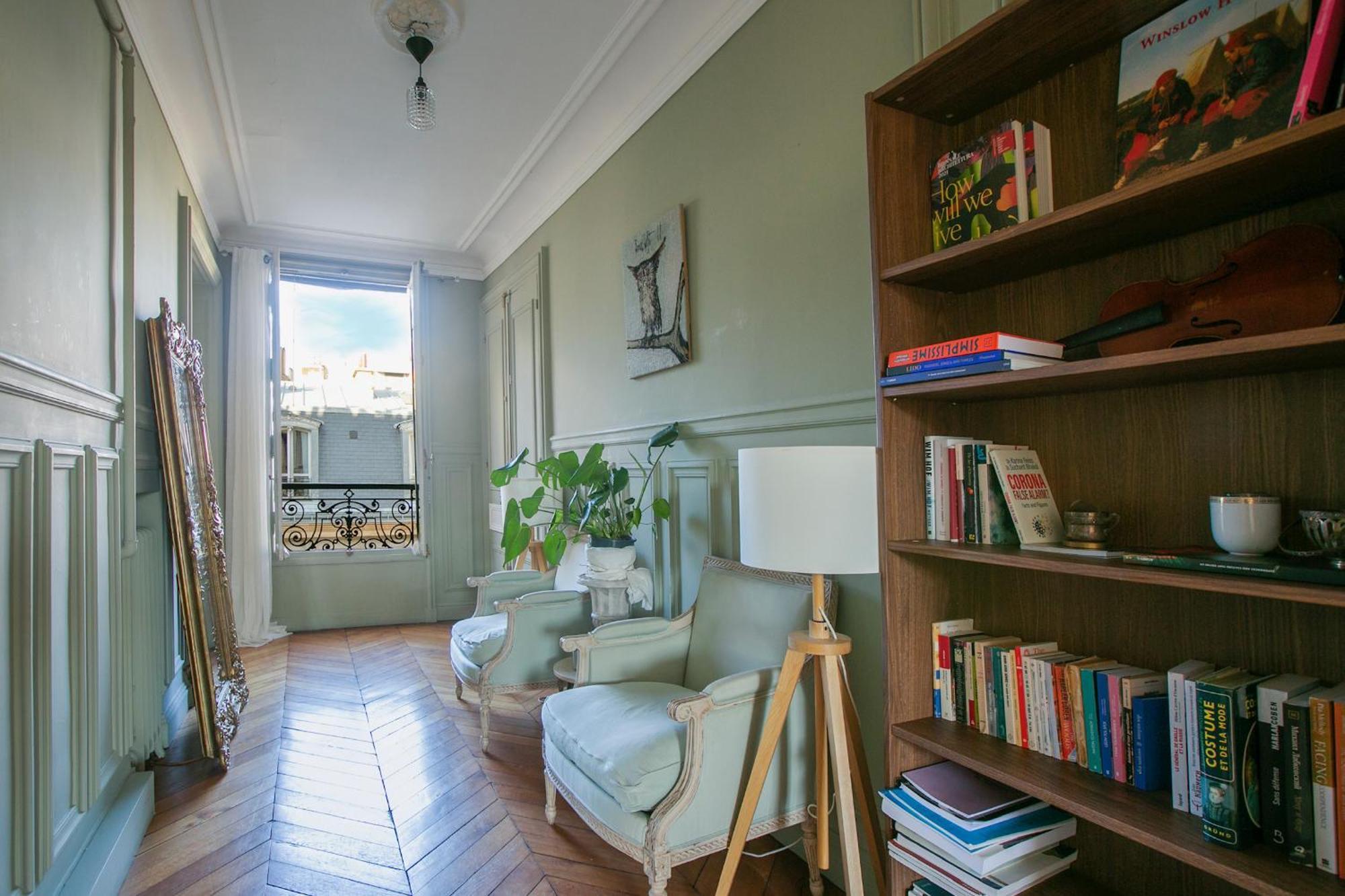 Typical Haussmannien With Eiffel Tower View - Bm68 Apartment *