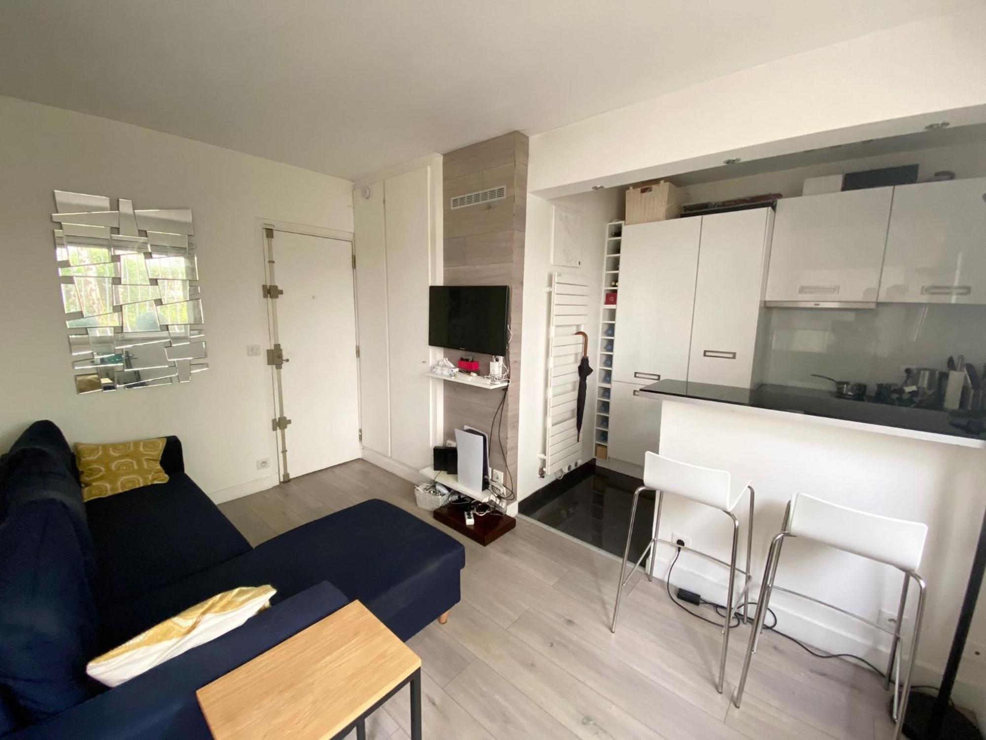 Cosy Flat - Eiffel Tower *
