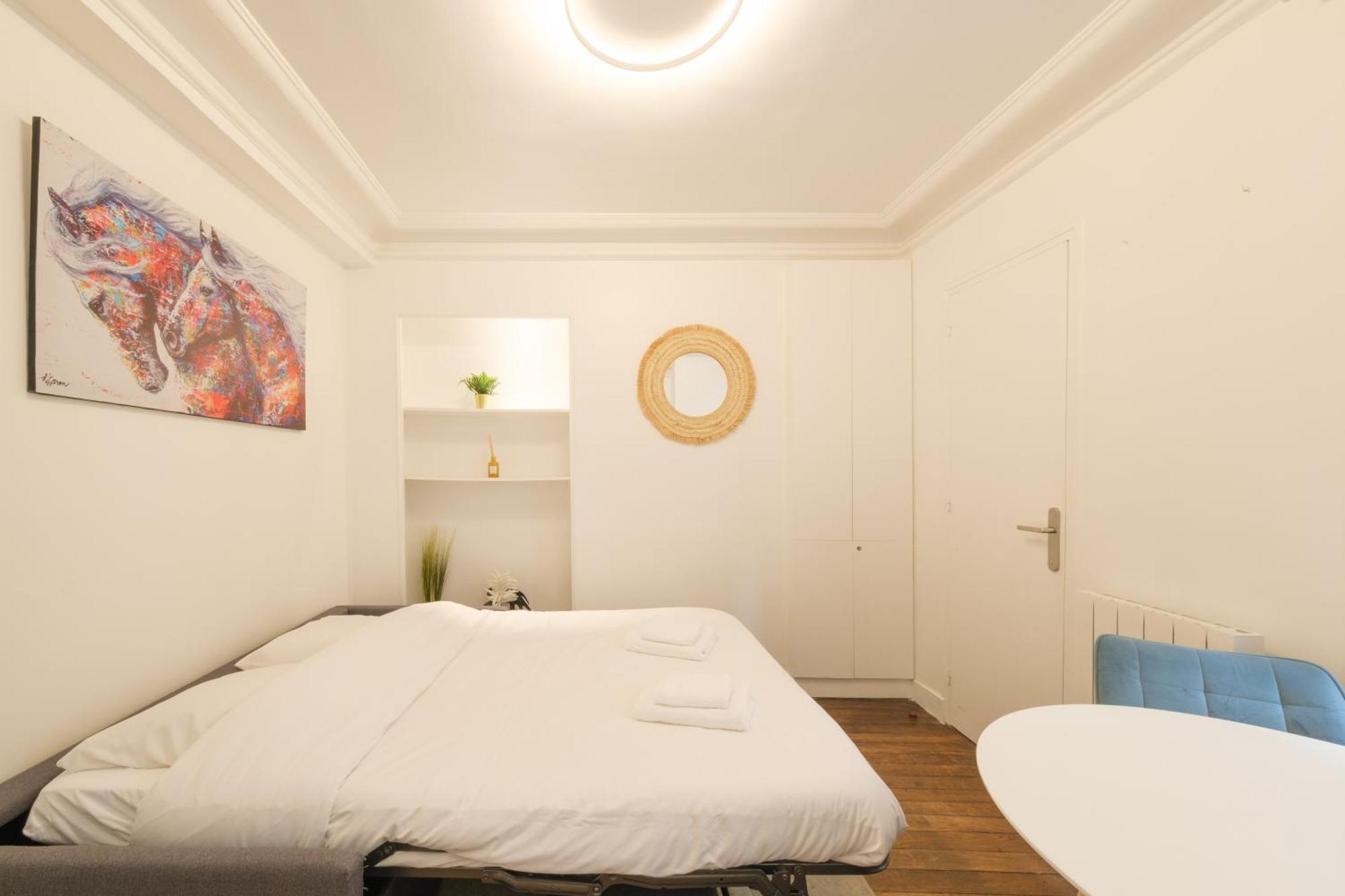 Mgic 4p Montmartre *