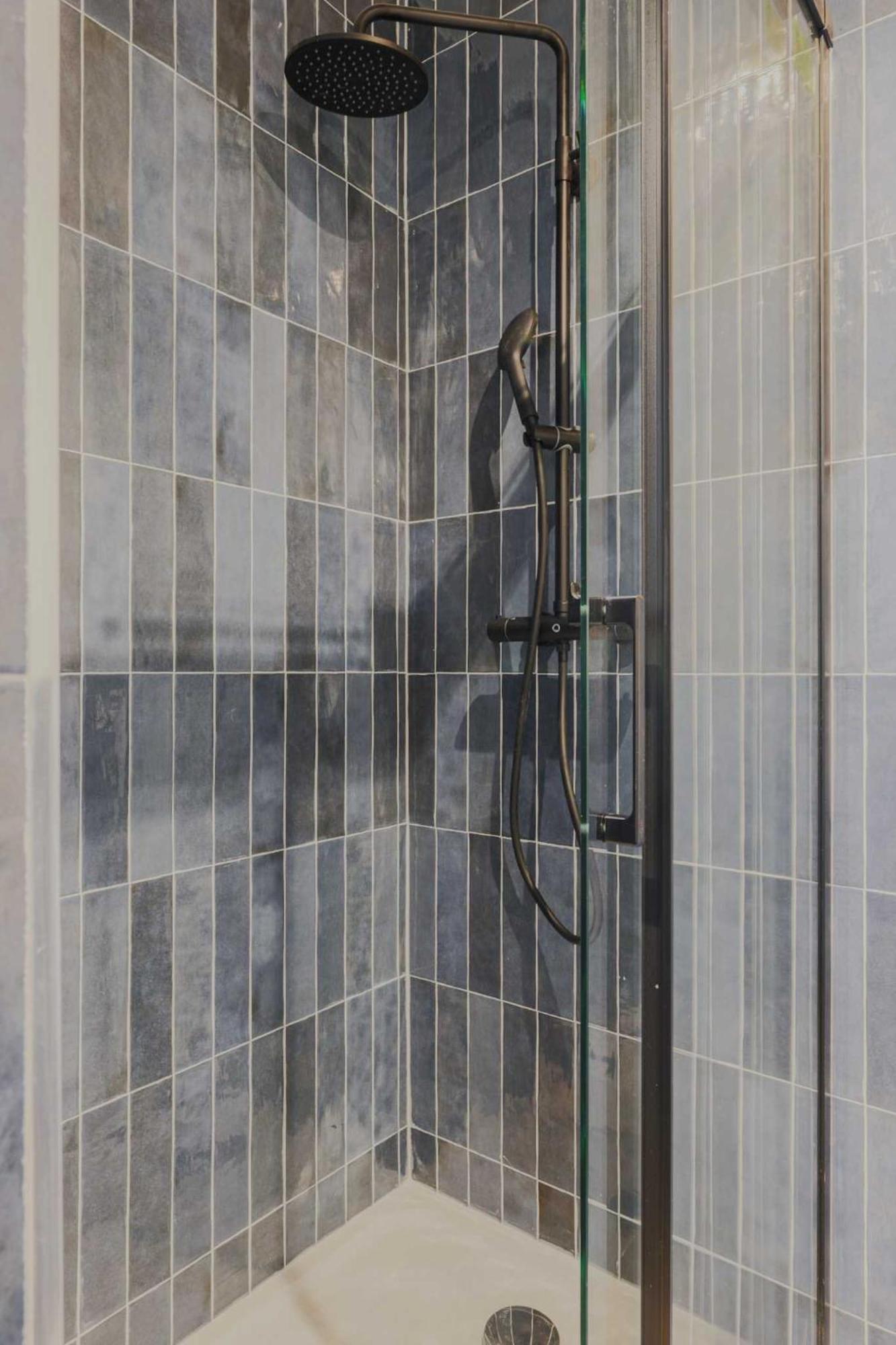 Charming Flat - 1br-4p - Voltaire-nation