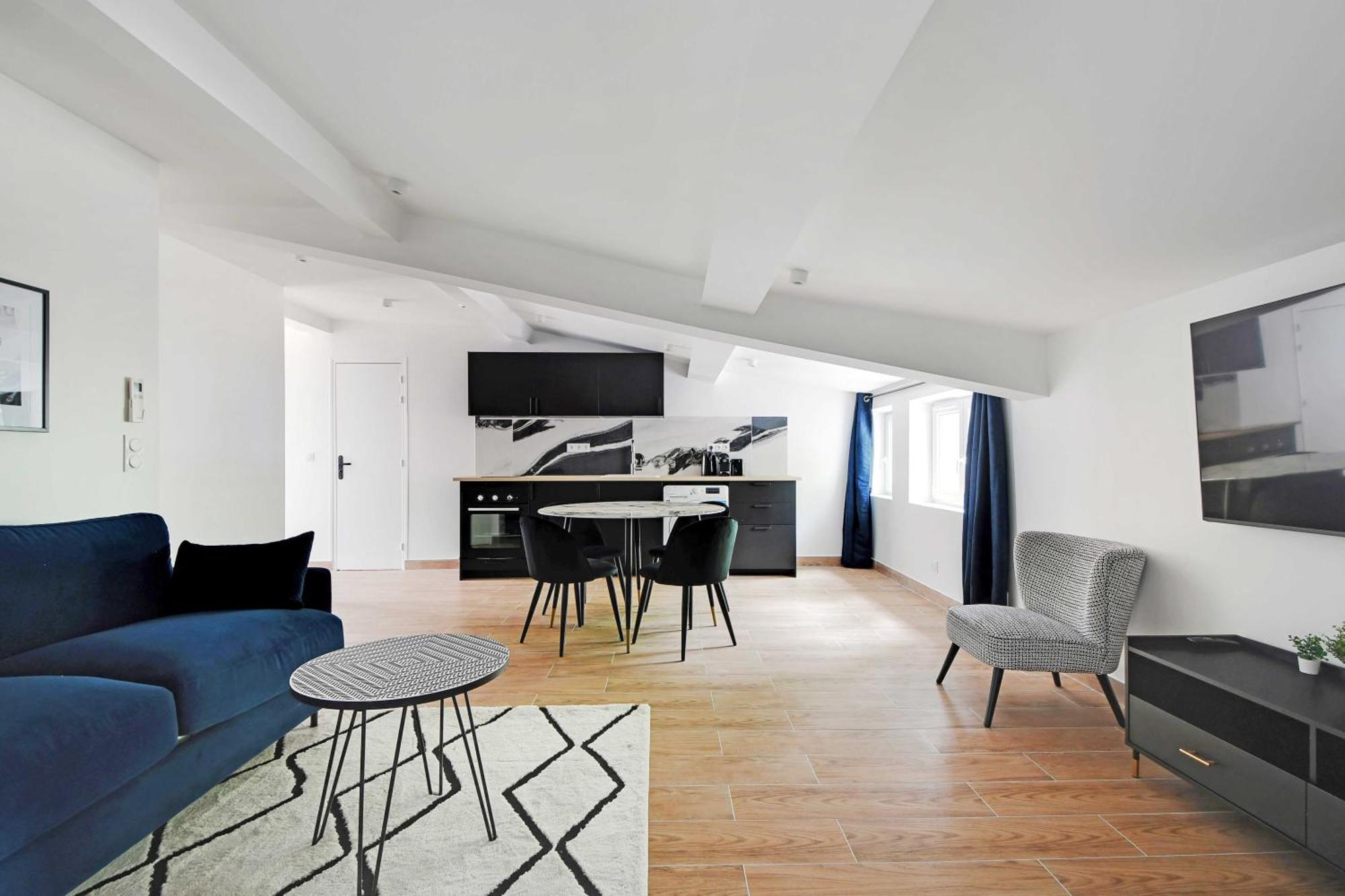 Apartment Refreshing 2bd-6p - 18th Ard