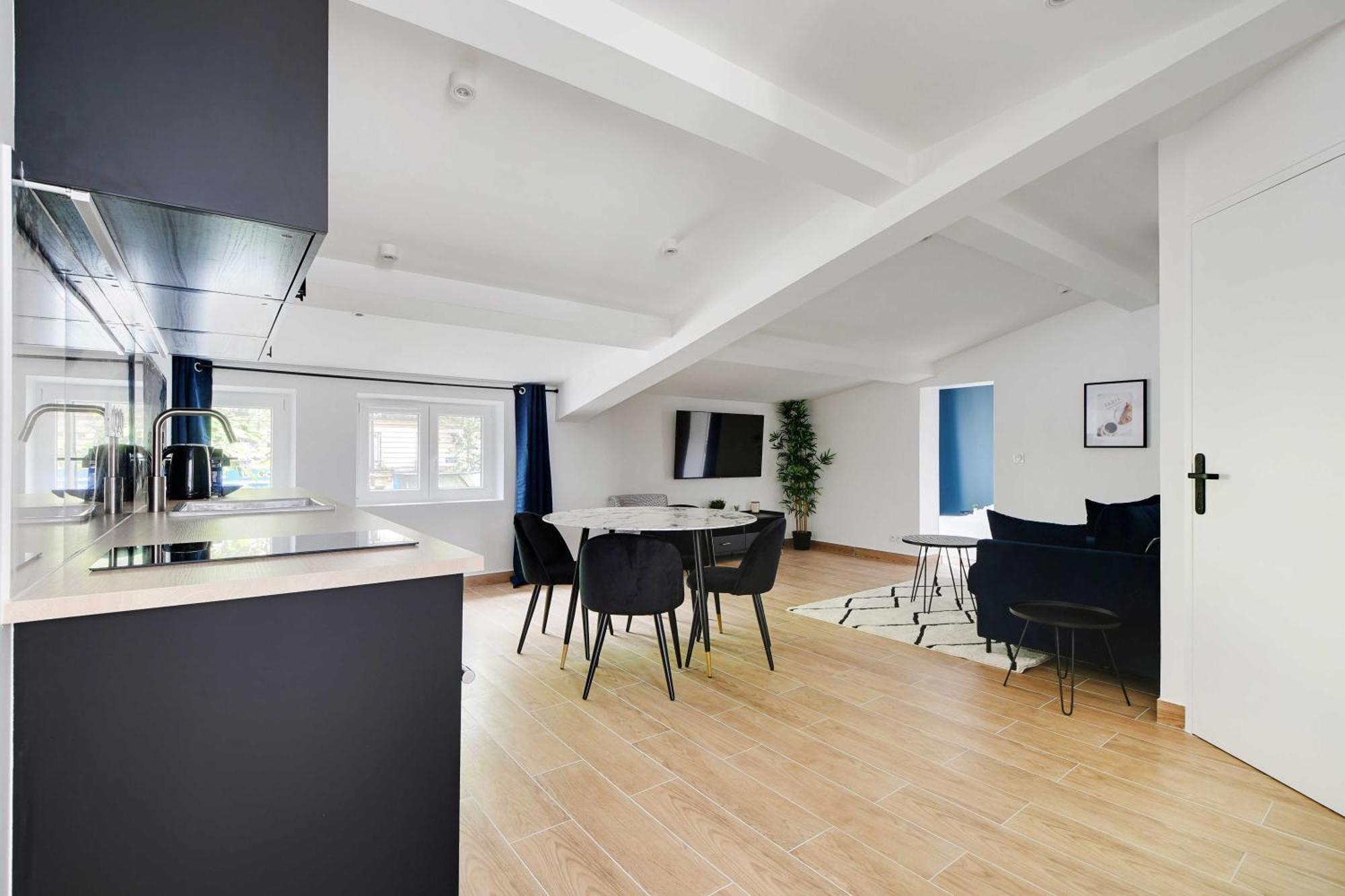 Apartment Refreshing 2bd-6p - 18th Ard *