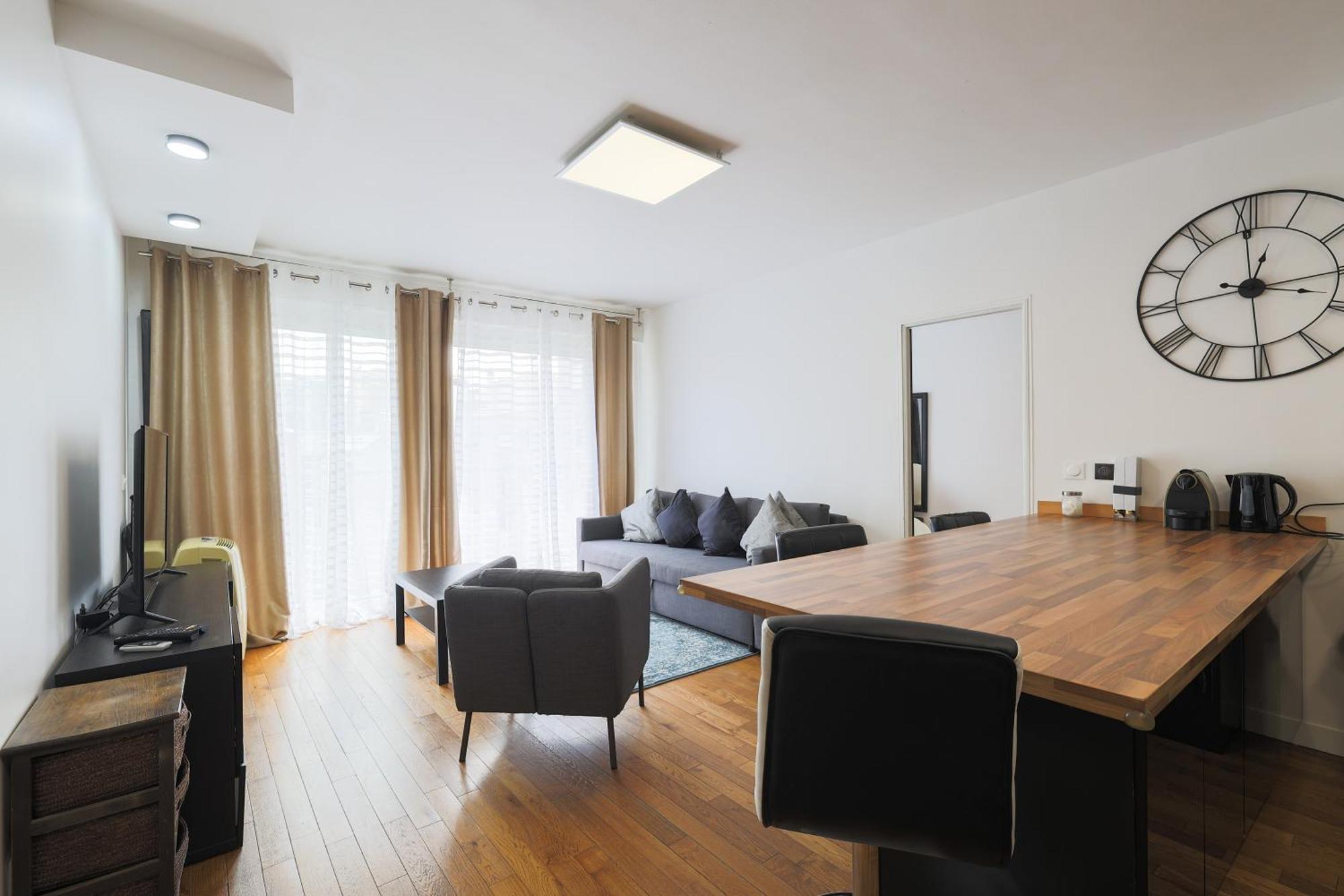 Apartment 2 Eiffel Tower *