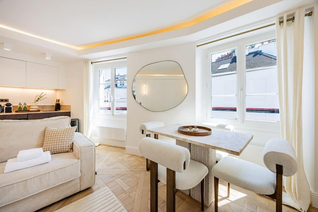 Apartment 1bedroom Sacree Coeur Place Du Tertre Montmartre *