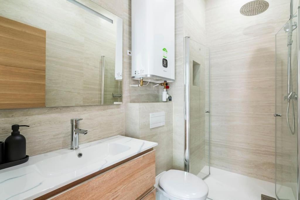 Conviviale Et Elegant 17 Paris