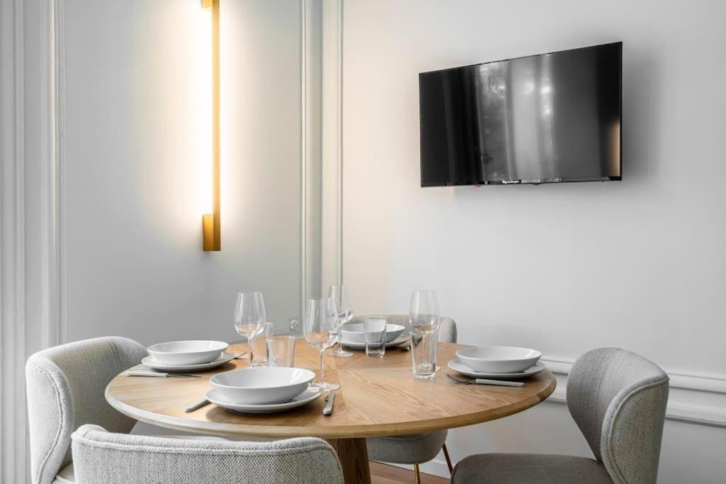 Conviviale Et Elegant 17 Appartement Paris