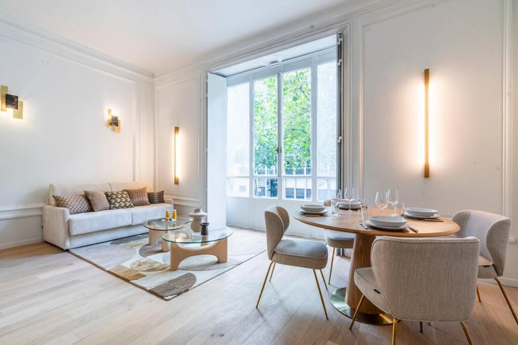 Conviviale Et Elegant 17