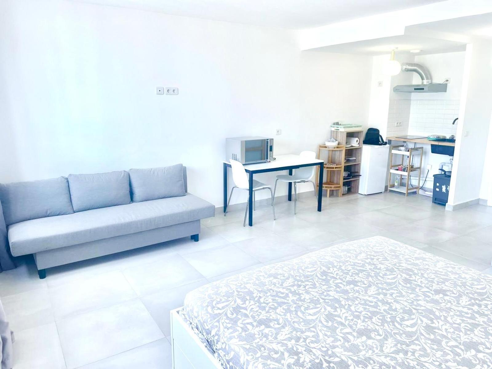 Le Petit Canotier Paris