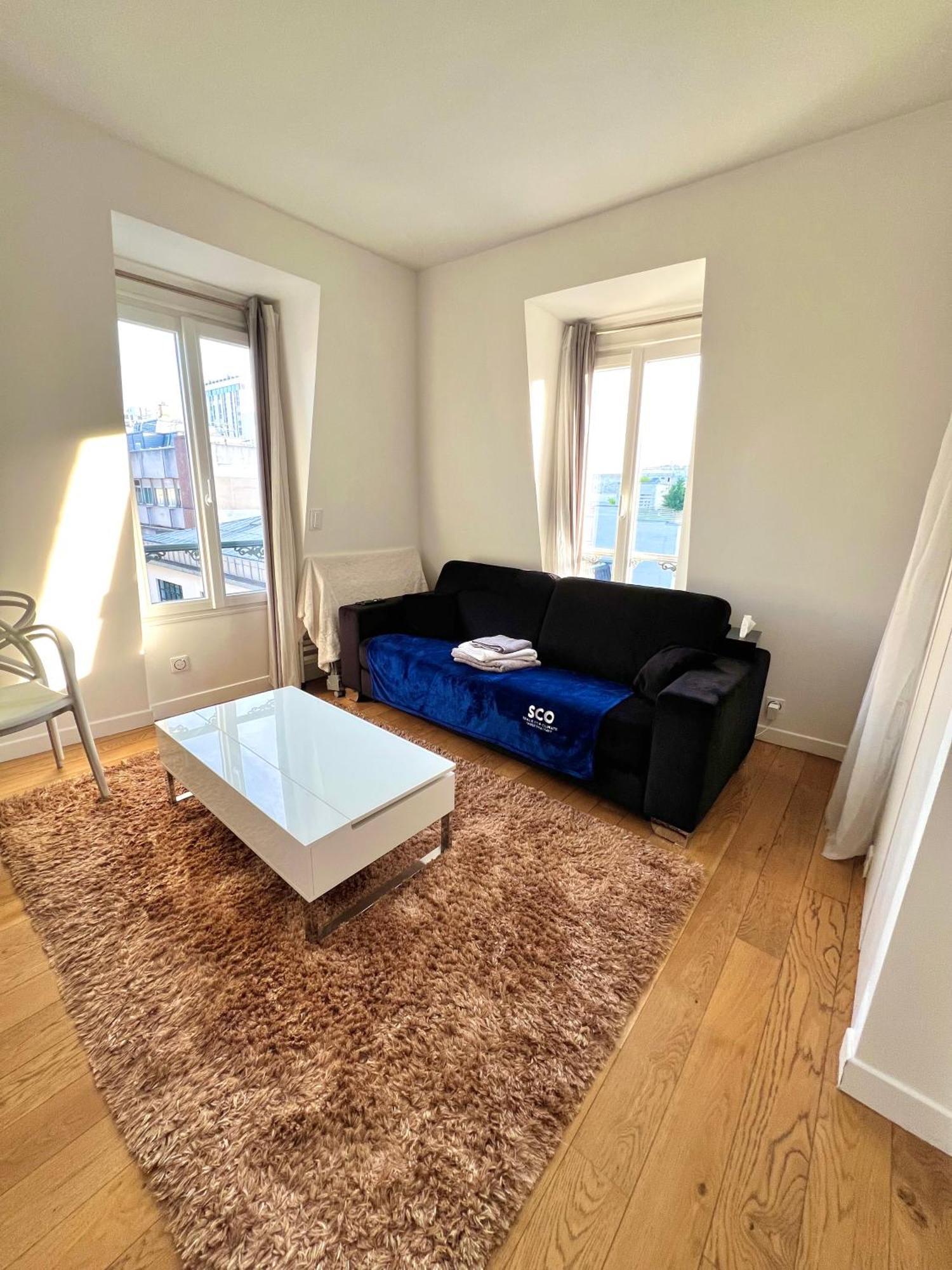 Apartment Cosy 2 Person - Near Eiffel Tower Paris
