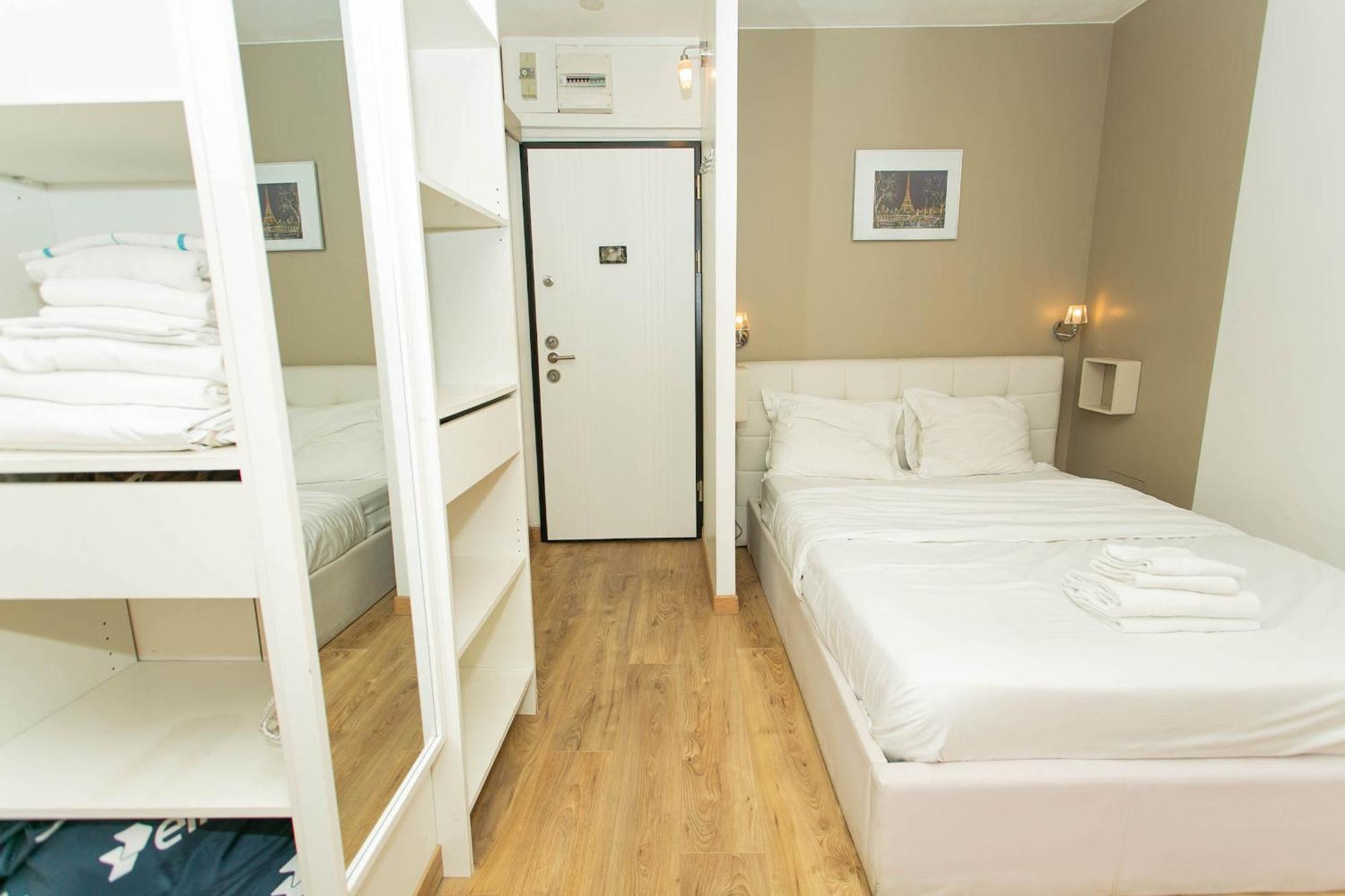 Champs Elysees & Arc De Triomphe - Cityapartmentstay Apartment Paris