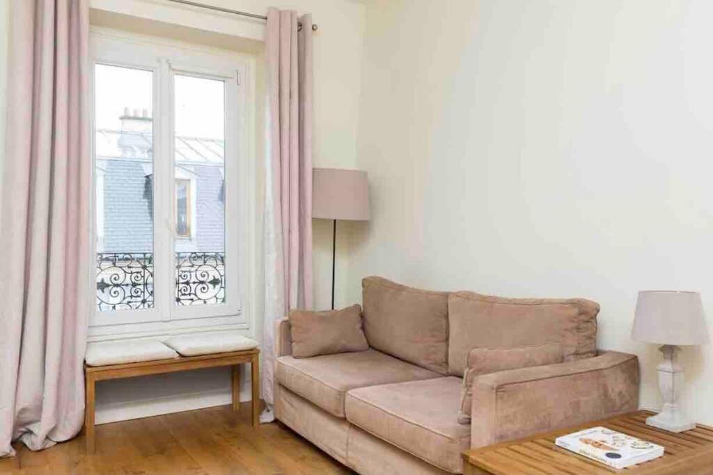 Cozy Near Champs Elysees Apartamento